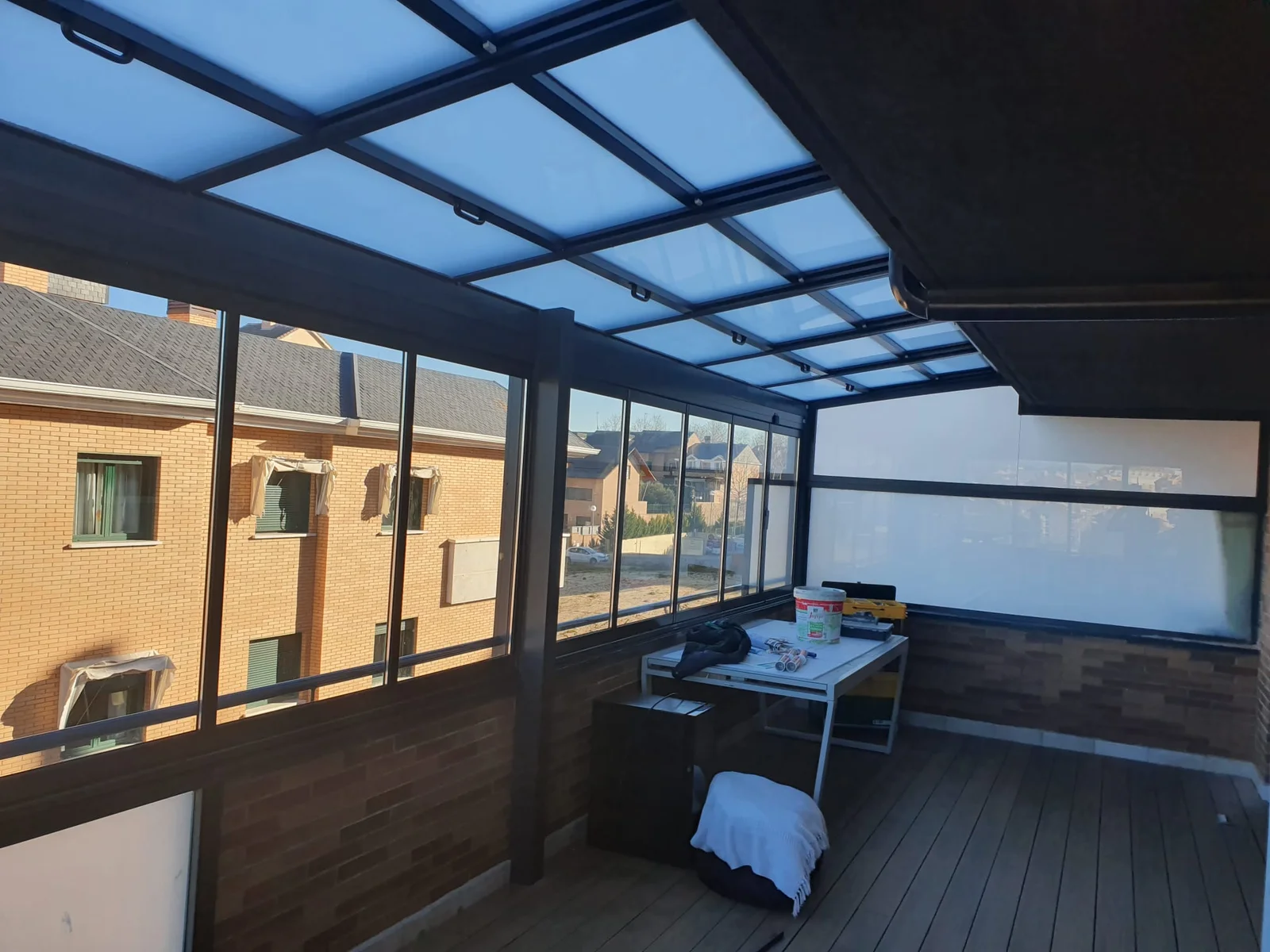 Techos móviles de cristal en Madrid para terrazas